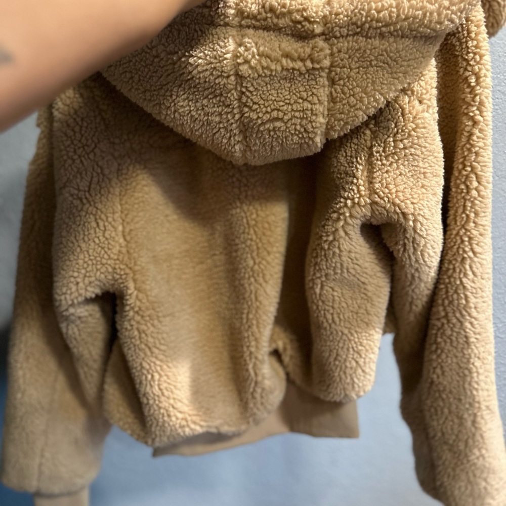 COPY - Alo foxy jacket. Sherpa jacket. Like new. Only worn handful of times.